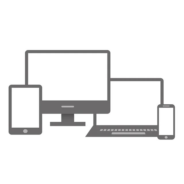 Responsywny projekt strony dostępnej na komputerze, tablecie i telefonie