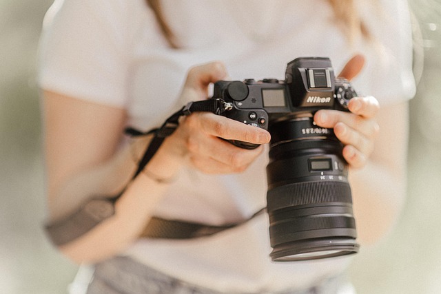 Fotografia produktowa w naturalnym świetle — kluczowy element brandu premium