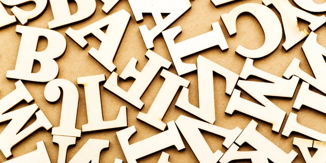 Typografia w web designie - przykłady profesjonalnych czcionek na stronie internetowej